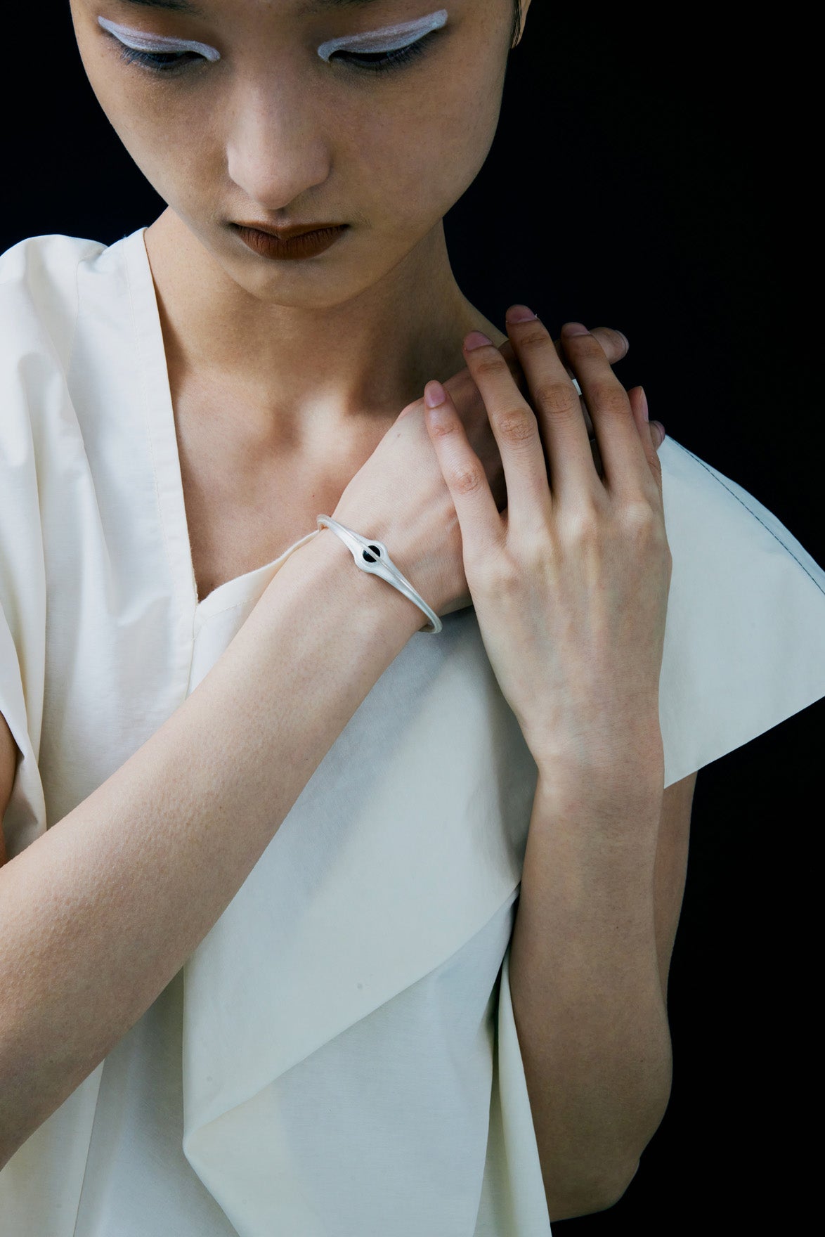 Oblivion Cuff in Black Onyx