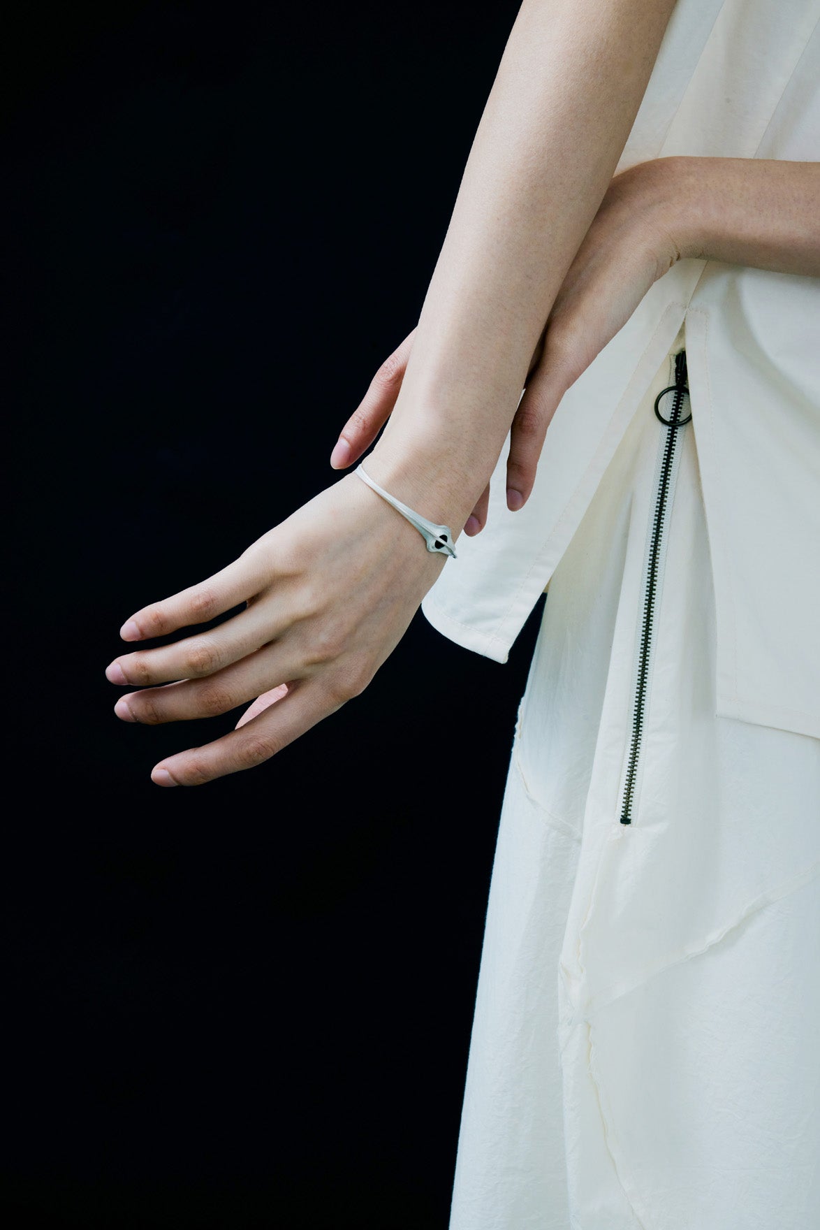 Oblivion Cuff in Black Onyx