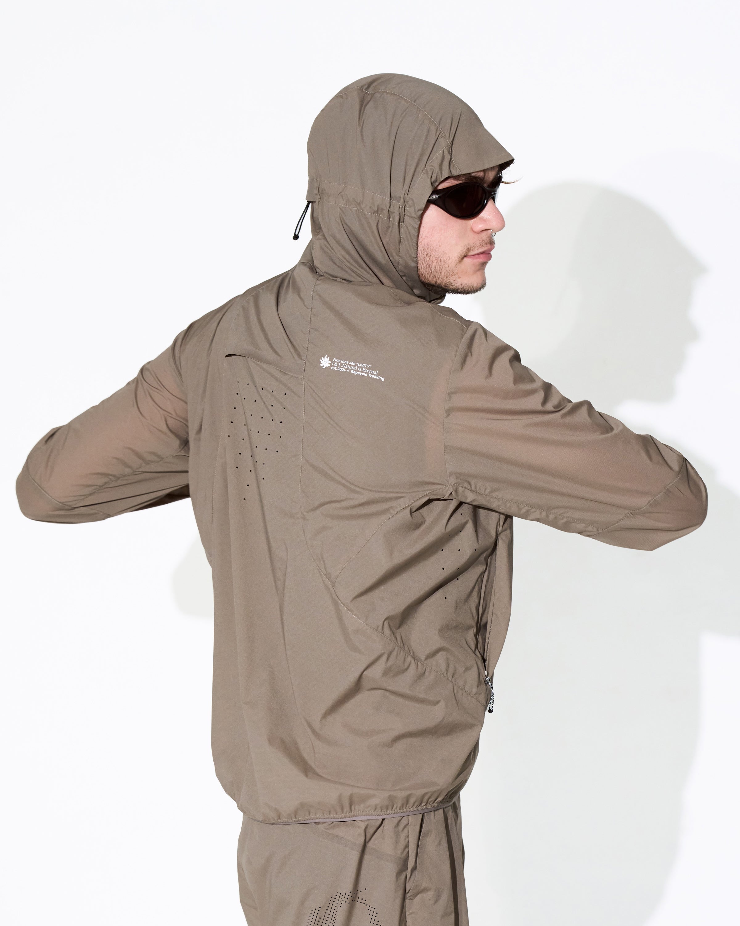 SATOR – VindLoom™Dynamic Vented Windbreaker
