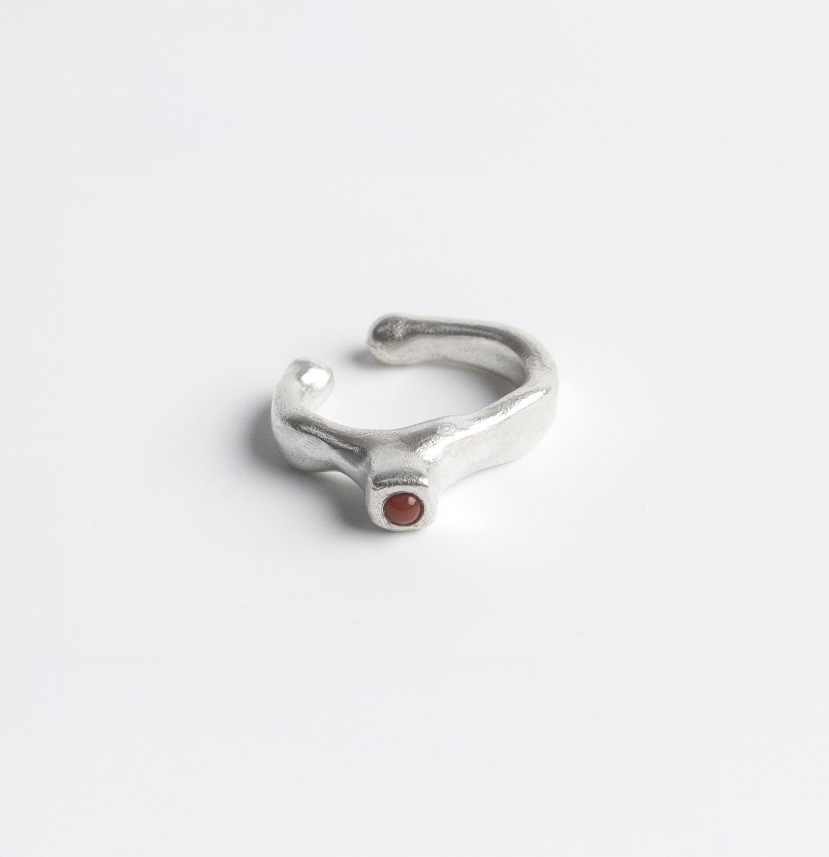 Orthogon Agate Ear Cuff