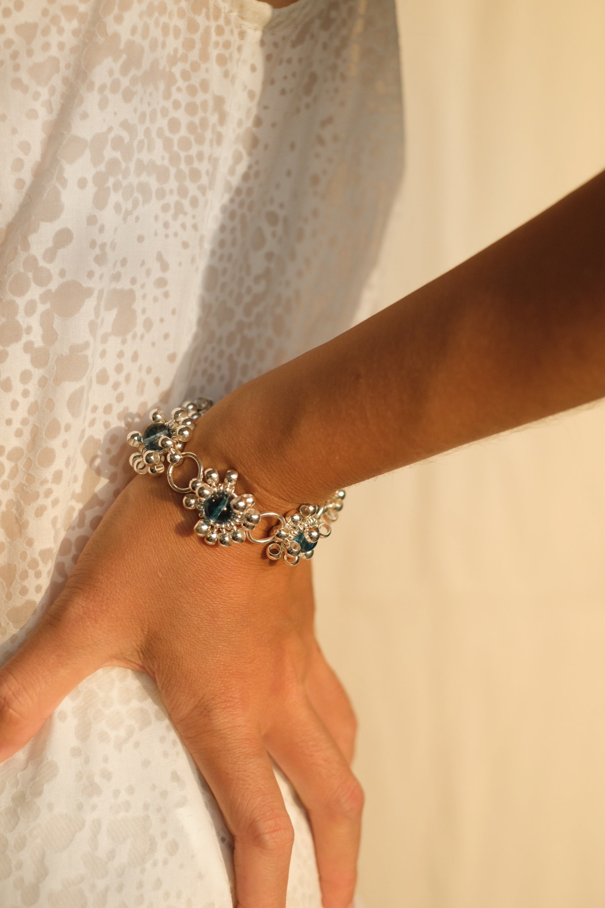 Sea Stone Flower Magnetic Bracelet