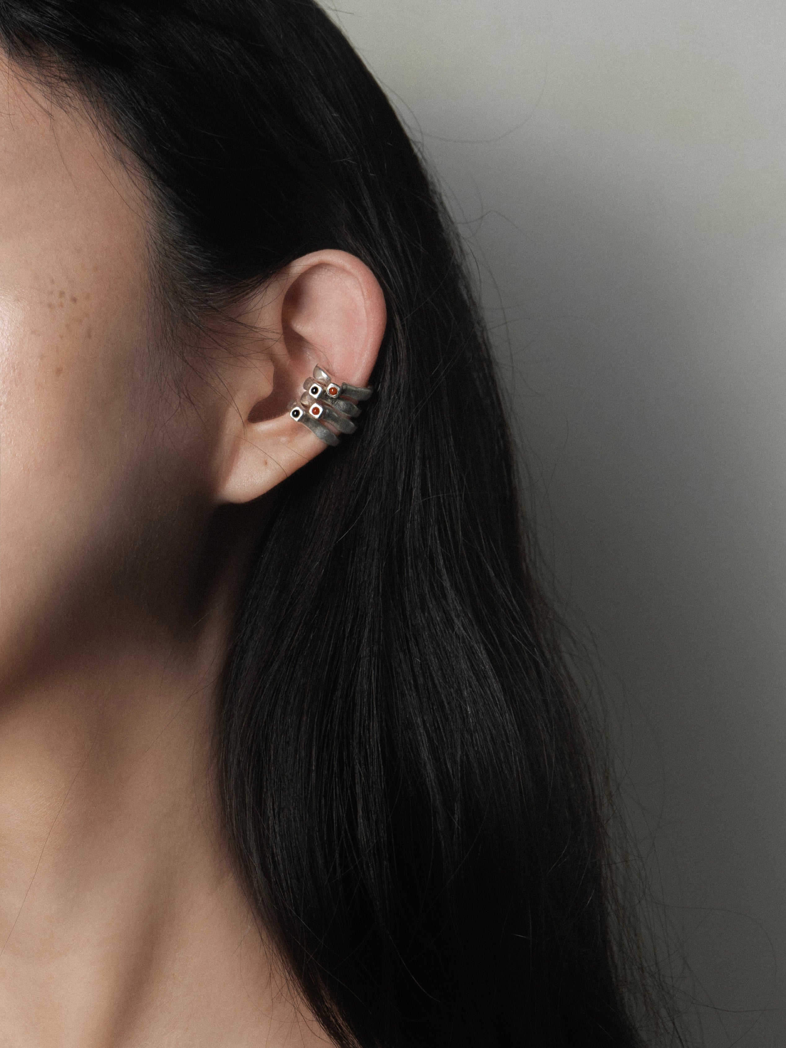 Orthogon Agate Ear Cuff